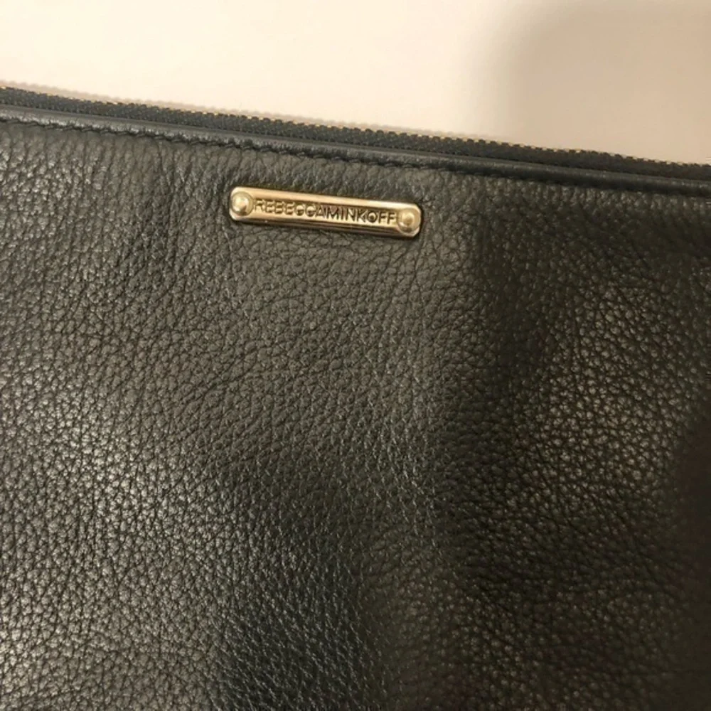 Rebecca MINKOFF black leather cosmetic bag pouch